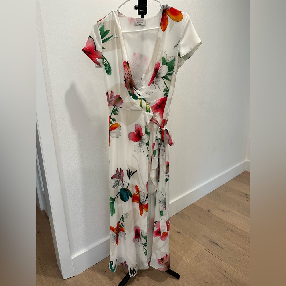 Aritzia Babaton Lyndon white floral dress size XS